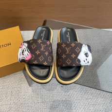 Louis Vuitton Slippers